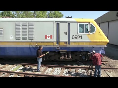 Legend in high speed passenger rail: the LRC locomotive | Legende in HST vervoer: de LRC locomotive