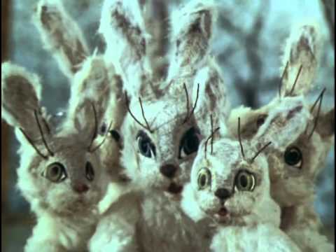 Кадр из мультфильма «Дедушка Мазай и зайцы»