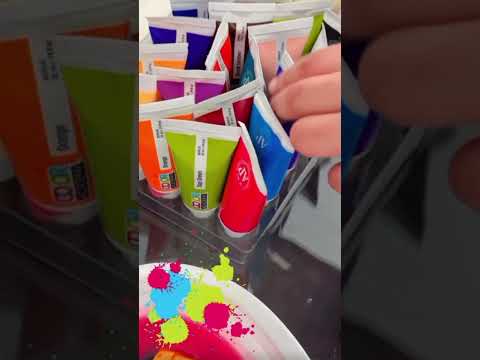 First time painting: Expectation vs. reality🙂🙃🎨🖌️😍