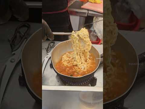 전통시장 계란 라면 만들기 / Making egg ramen / korean street food