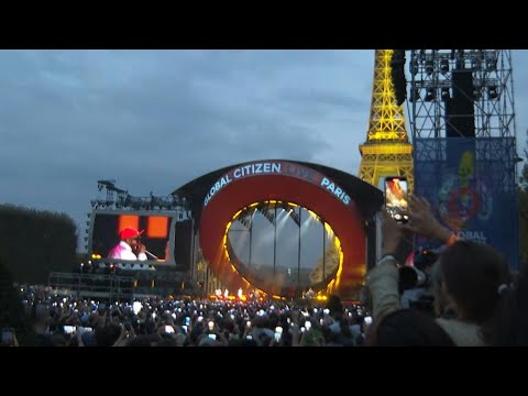 Des stars à Paris pour un concert mondial caritatif de 24 heures | AFP