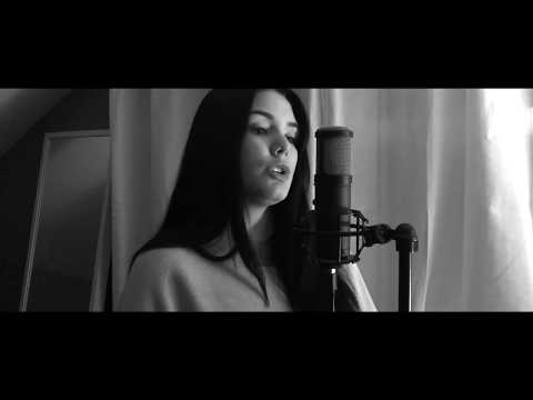 god is a woman - Ariana Grande (Cover by Cassidy Wales)