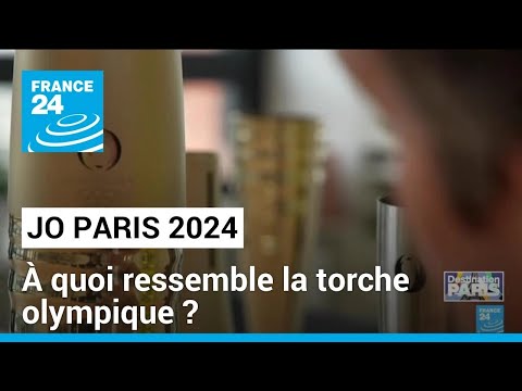 Relais de la flamme olympique : La torche des Jeux de Paris 2024 • FRANCE 24
