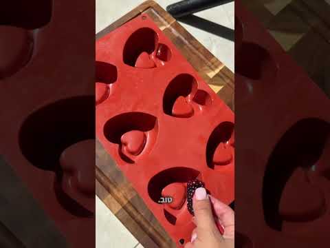 טרנד הקלוגן ועוגות הג'לי והפעם עם הפירות הנפלאים של כרמל ברי. זה מה שעושה את ההבדל!