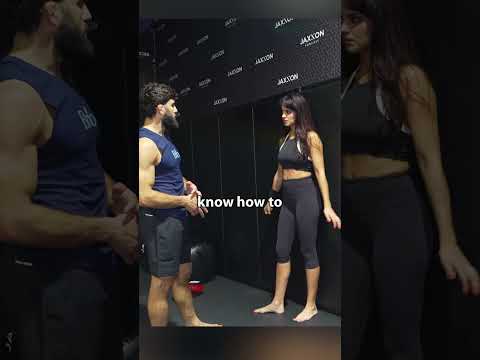 UFC fighter Arman Tsarukyan explains how to fight up against the cage