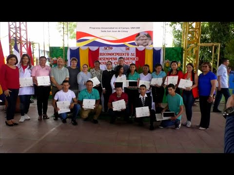 Estelí: estudiantes de Unicam reciben reconocimientos por excelencia académica integral