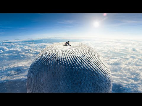 High Altitude Freezes a Balloon's Descent Valve Leaving its Passengers Stuck in The Sky