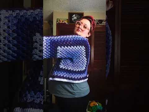 33 Weeks pregnant and I finally finished this cropped #cardigan #hexagon #granny #purple #crochet