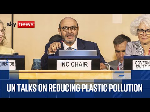 UN meets to thrash out plastic pollution deal
