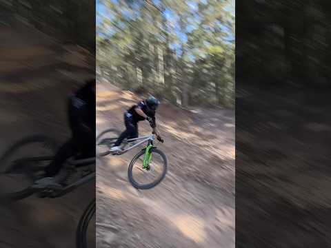Metal Monday on the new Frameworks enduro rig! ⚡️