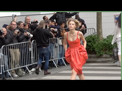 FASHIONWEEK PARIS STELLA MACCARTNEY 30/09/24  version HD..
