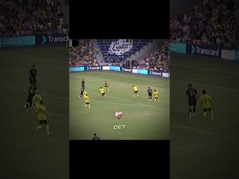 They are still scoring bangers 🥶 #football #trending #viralvideo