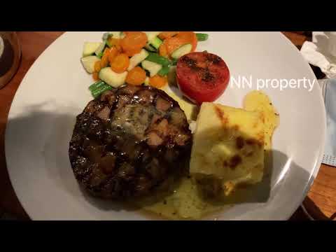 Maxi’s Resto Review di Bandung