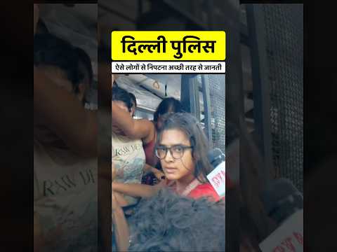 <strong>Neha</strong> Bora को बोरा में भर दिया 😂