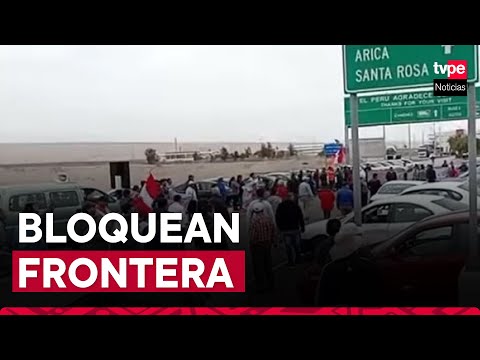 Tacna: colectiveros bloquean frontera con Chile