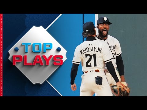 Top MLB Plays of 4/22! (Byron Buxton goes ALL OUT for the WIN!)