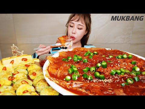 SUB) 땡초듬뿍 푹~익은 묵은지넣고 만든 묵은지고등어찜 호박전 두부전 먹방 Braised spicy Kimchi and Mackerel REAL SOUND ASMR MUKBANG