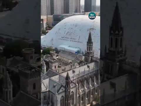20,000sqm dome inflated over Chinese construction site to protect surroundings from noise dust