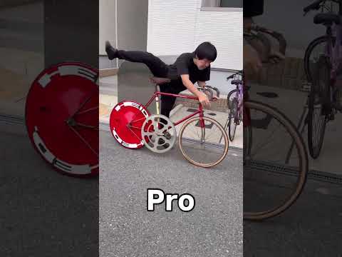 Cycling in Sandals  Noob vs  Pro#trackbike #trackbike@n9fixed