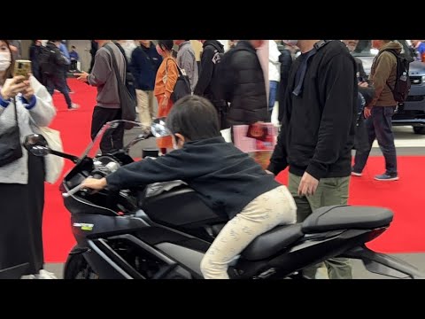 速報！ジャパンモビリティーショー名古屋2025！曲尾に弟分登場！モトスクエアチャンネル（Moto Square Channel) がライブ配信中！ のサムネイル