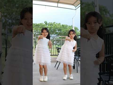 Twins aktif dance karena minum susu Bebelac Cokelat✨ #SusuNextGen #SusuFormulaCairBebelac #Bebeclub