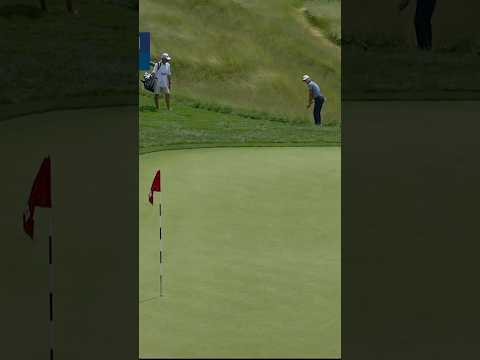 Tough chip for Justin Thomas 😬