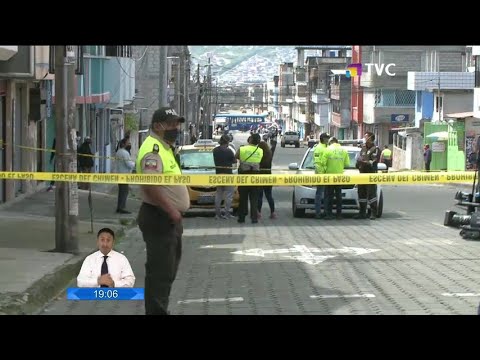 Hombre murió por presunto Covid-19 en la vía pública en el sur de Quito