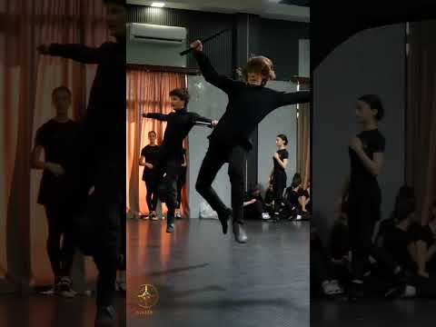 Georgian warriors dance 🇬🇪