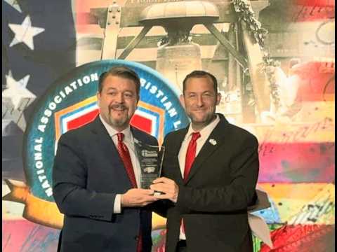 בפני מאות חברי בתי נבחרים: פרס מנהיגות ישראל ארה"ב הוענק ליוסי דגן