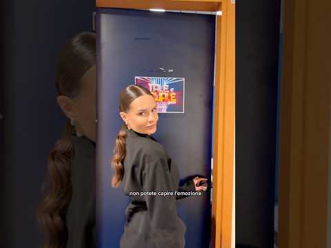 Quali cantanti vorreste vedermi imitare? #taleequaleshow @rai