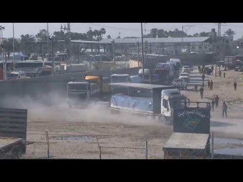 Trucks carrying aid enter Gaza though the Rafah crossing