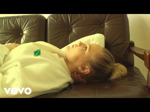 Matilda - Nervous (Pseudo Video)