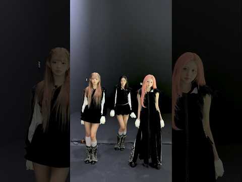 𝕃𝕠𝕠𝕜 𝕒𝕥 𝕞𝕖 𝕟𝕠𝕨 🖤 #IVE #아이브 #ANYUJIN #안유진 #GAEUL #가을 #REI #레이 #BLACKHOLE #IVE_BLACKHOLE #Shorts