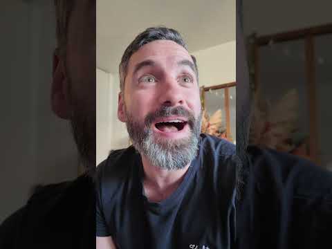 Pardon mais c'est un réflexe trop fort #humour #sketch #couple #amour #rigolo