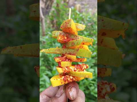 Park now mango and hot peppers 🌶️🤤🤤