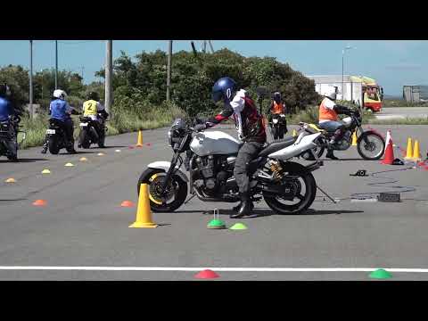 教習指導員のジムカーナ走行|XJR1300でこの走り #バイク女子 #ライテク #初心者女性ライダー