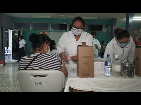 Nicaragüenses vacunados deben continuar previniendo la Covid-19