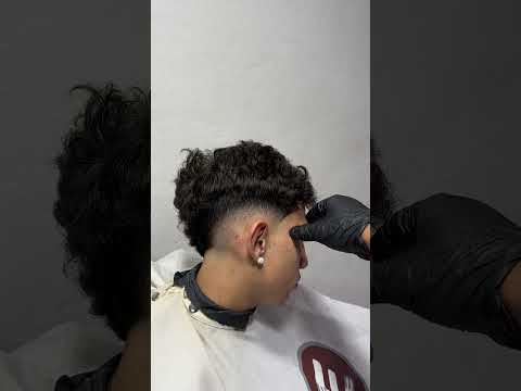 Mohak low fade #barber #barbershop #barbero #barberosdelmundo