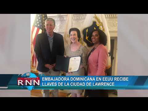 Embajadora dominicana en EUA recibe llaves de la ciudad de Lawrence