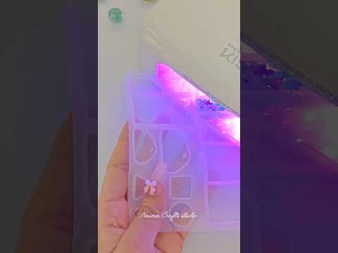 Beautiful Resin Earrings 💖 #shortsviral #resin #resinearrings #satisfying #handmade #diy #diyearring