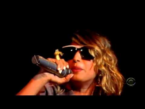 M.I.A. "Paper Planes" Live on David Letterman