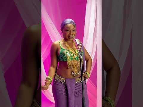 Gimme the money with my sis @salimachica  out soon 💃💜