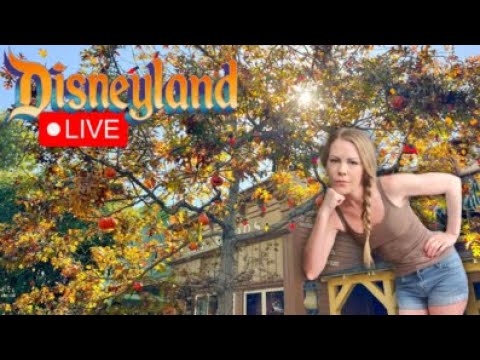 🔴 Autumn in Disneyland! 👍700 Likes = Disney Kitchen Stream tomorrow!