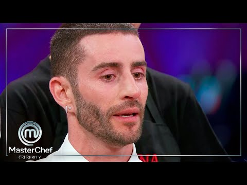 Pelayo SE EMOCIONA al recordar a las dos personas más importantes de su vida | MChef Celebrity 9