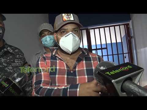 Policías golpean regidor se resistía ser apresado en Arenoso