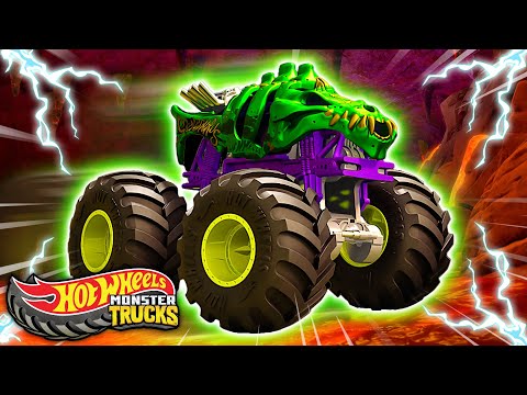 SKELESAURUS RETURNS!! | "Sharks vs. Dinos" PART 8 | Hot Wheels Monster Trucks
