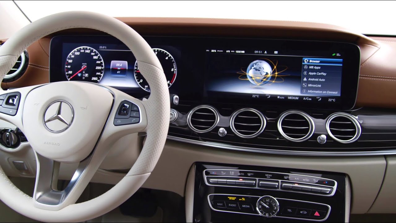 Mercedes-Benz TV: Preview of the future E-Class interior design.