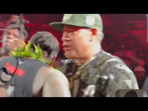Unseen footage of Jimmy Uso &amp; Jey Uso hugging their father Rikishi at WWE Hawaii Live Tour
