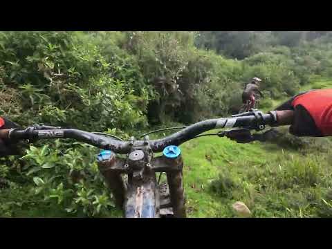 Test de la Saracen Myst, la legendaria DH con la que rodaré desde este 2026 - Del Norte a Los Andes
