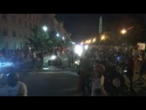 Protesters attempt to drown out Trump's speech